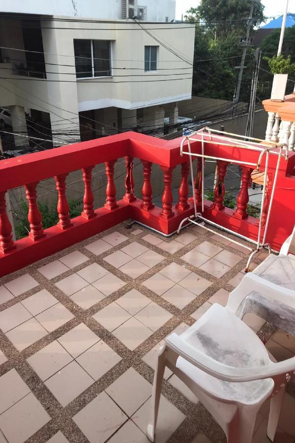 Oyo 1141 Ban Dao Otel Jomtien Beach Dış mekan fotoğraf